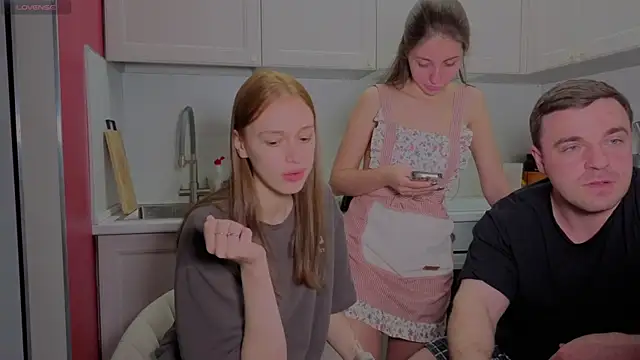 fcjuicy pussy online show from December 2025 01:05:02 PM