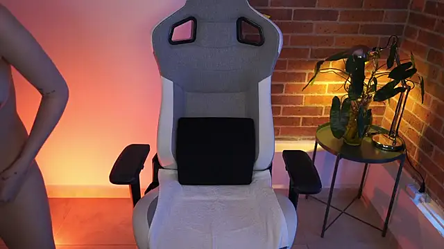 Snapshot of anyacutex chatting on January 2025 07:37:01 PM anyacutex online show from January 2025 07:37:01 PM