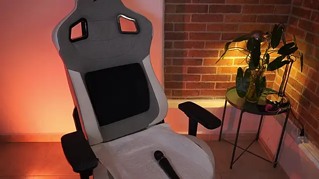 Snapshot of anyacutex chatting on January 2025 10:37:01 PM anyacutex online show from January 2025 10:37:01 PM