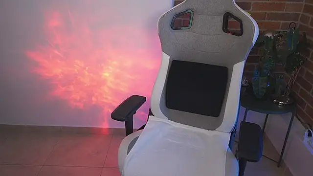 Snapshot of anyacutex chatting on February 2025 06:10:02 PM anyacutex online show from February 2025 06:10:02 PM