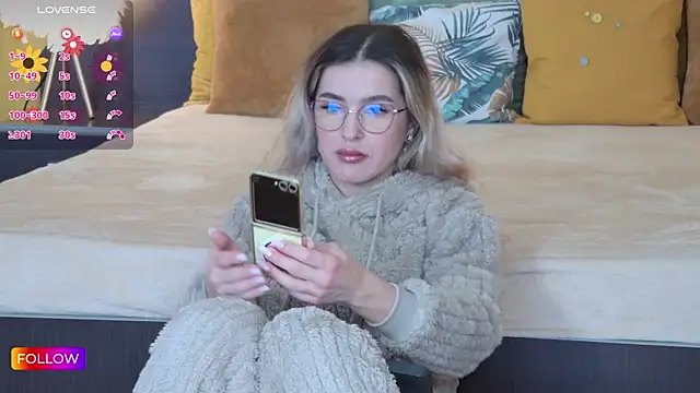 Sarah-Hart online show from January 2025 06:11:01 AM