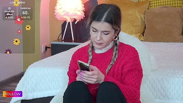 Sarah-Hart online show from February 2025 08:40:01 AM