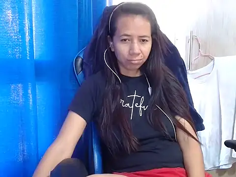 Erotic latina online show from November 2025 12:15:02 PM