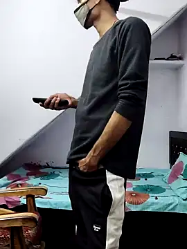 Snapshot of Habibi_big_b chatting on December 2024 04:25:01 PM Habibi big b online show from December 2024 04:25:01 PM