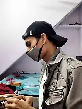 Snapshot of Habibi_big_b chatting on December 2024 05:47:02 PM Habibi big b online show from December 2024 05:47:02 PM