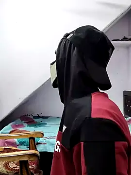 Snapshot of Habibi_big_b chatting on December 2024 03:38:02 AM Habibi big b online show from December 2024 03:38:02 AM