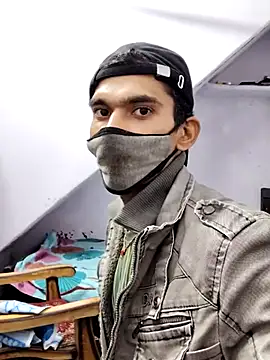 Snapshot of Habibi_big_b chatting on December 2024 05:01:02 PM Habibi big b online show from December 2024 05:01:02 PM