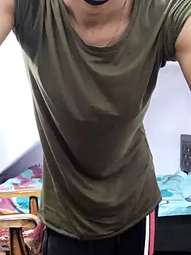 Snapshot of Habibi_big_b chatting on January 2025 05:44:01 PM Habibi big b online show from January 2025 05:44:01 PM