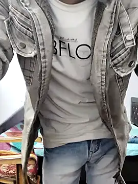 Snapshot of Habibi_big_b chatting on January 2025 10:23:02 AM Habibi big b online show from January 2025 10:23:02 AM