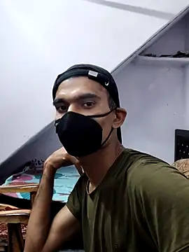 Snapshot of Habibi_big_b chatting on January 2025 11:34:02 AM Habibi big b online show from January 2025 11:34:02 AM