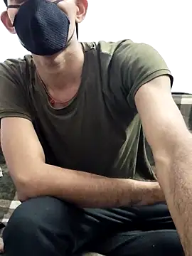 Snapshot of Habibi_big_b chatting on January 2025 06:10:01 PM Habibi big b online show from January 2025 06:10:01 PM