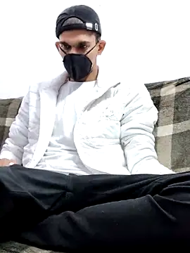 Snapshot of Habibi_big_b chatting on February 2025 03:41:02 PM Habibi big b online show from February 2025 03:41:02 PM