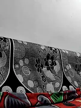 Snapshot of Habibi_big_b chatting on February 2025 06:01:02 AM Habibi big b online show from February 2025 06:01:02 AM