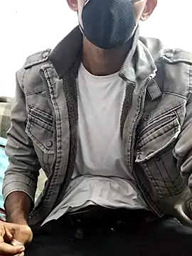 Snapshot of Habibi_big_b chatting on February 2025 04:57:02 PM Habibi big b online show from February 2025 04:57:02 PM