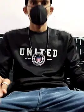 Snapshot of Habibi_big_b chatting on February 2025 09:16:01 AM Habibi big b online show from February 2025 09:16:01 AM