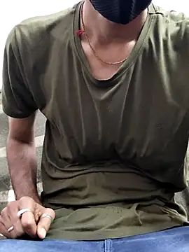 Snapshot of Habibi_big_b chatting on February 2025 08:10:01 AM Habibi big b online show from February 2025 08:10:01 AM