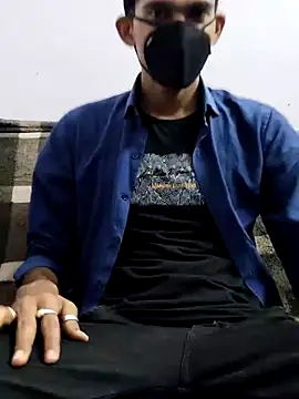 Snapshot of Habibi_big_b chatting on February 2025 08:07:01 AM Habibi big b online show from February 2025 08:07:01 AM