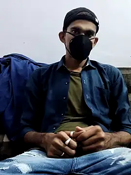 Snapshot of Habibi_big_b chatting on February 2025 11:33:01 AM Habibi big b online show from February 2025 11:33:01 AM