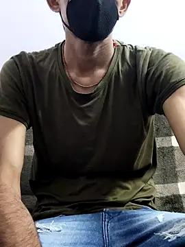 Snapshot of Habibi_big_b chatting on February 2025 04:37:02 PM Habibi big b online show from February 2025 04:37:02 PM