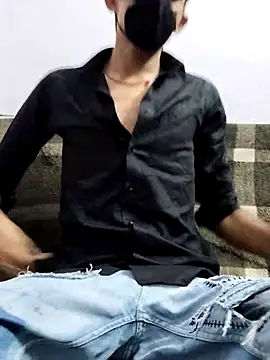 Snapshot of Habibi_big_b chatting on February 2025 05:13:02 PM Habibi big b online show from February 2025 05:13:02 PM