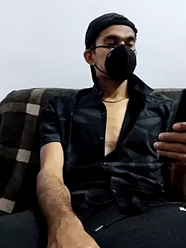 Snapshot of Habibi_big_b chatting on February 2025 05:31:01 PM Habibi big b online show from February 2025 05:31:01 PM