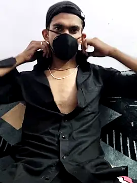 Snapshot of Habibi_big_b chatting on March 2025 04:30:02 PM Habibi big b online show from March 2025 04:30:02 PM