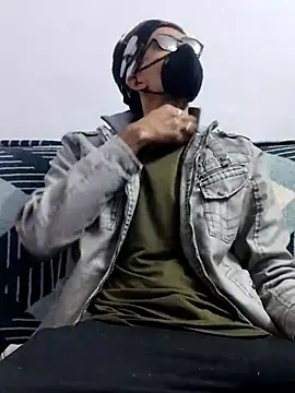 Snapshot of Habibi_big_b chatting on March 2025 07:59:02 PM Habibi big b online show from March 2025 07:59:02 PM