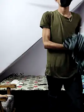 Snapshot of Habibi_big_b chatting on March 2025 10:07:02 PM Habibi big b online show from March 2025 10:07:02 PM