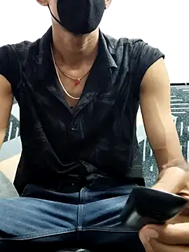 Snapshot of Habibi_big_b chatting on March 2025 05:41:02 AM Habibi big b online show from March 2025 05:41:02 AM