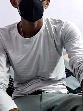 Snapshot of Habibi_big_b chatting on March 2025 04:42:02 PM Habibi big b online show from March 2025 04:42:02 PM