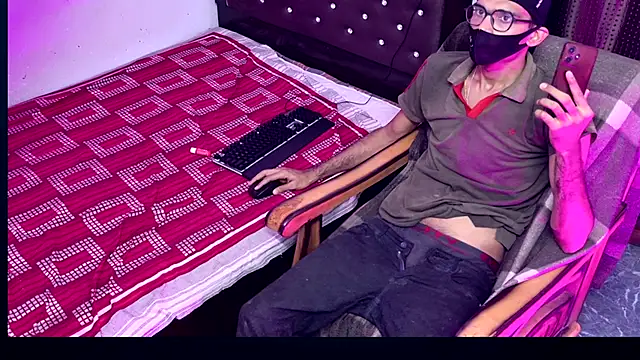 Snapshot of Habibi_big_b chatting on September 2025 05:13:01 PM Habibi big b online show from September 2025 05:13:01 PM