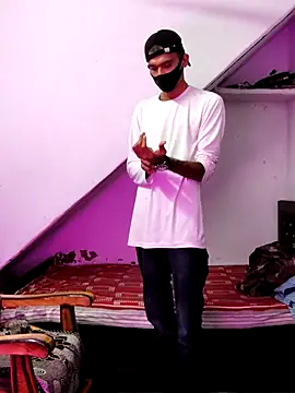 Snapshot of Habibi_big_b chatting on October 2025 06:17:02 PM Habibi big b online show from October 2025 06:17:02 PM