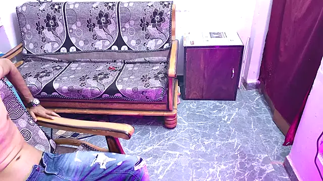 Snapshot of Habibi_big_b chatting on October 2025 05:42:01 PM Habibi big b online show from October 2025 05:42:01 PM