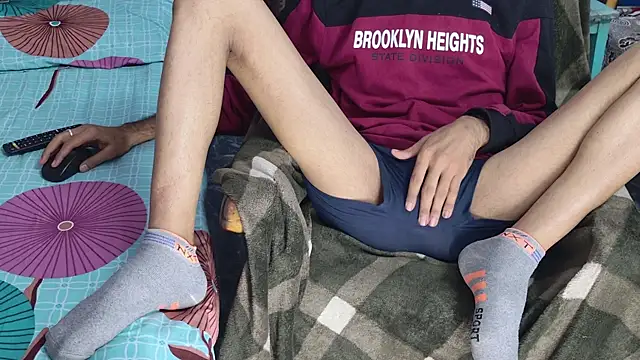 Snapshot of Habibi_big_b chatting on November 2025 05:24:02 PM Habibi big b online show from November 2025 05:24:02 PM