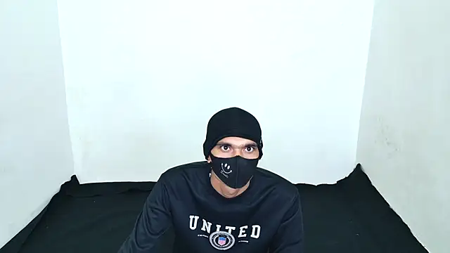 Snapshot of Habibi_big_b chatting on November 2025 10:37:01 AM Habibi big b online show from November 2025 10:37:01 AM