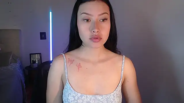 Emilyswan04 online show from January 2025 03:59:02 PM