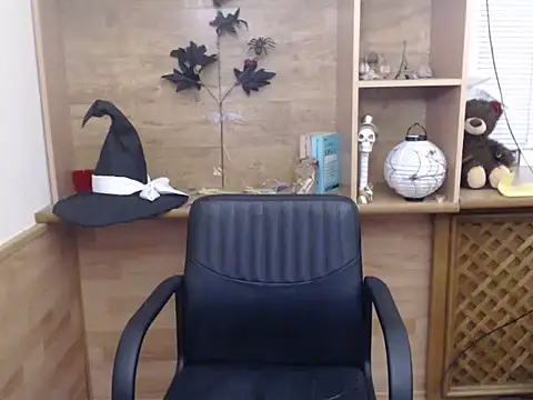 DaniellaKiss online show from December 2025 09:35:01 PM