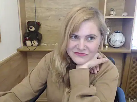 DaniellaKiss online show from April 2026 01:03:02 PM