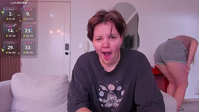 jessica tenderly online show from November 2025 12:44:02 PM