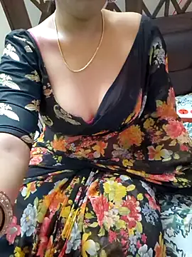 Snapshot of Roja-Telugu777 chatting on September 2025 03:44:01 PM Roja-Telugu777 online show from September 2025 03:44:01 PM