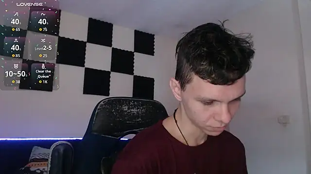 bryamado69 online show from November 2025 01:18:02 PM