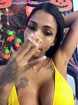 Antonellasmith00 online show from October 2025 12:56:02 PM