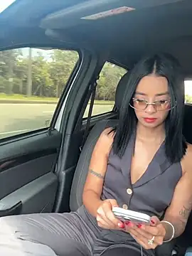 Snapshot of Laura_fernandezII chatting on May 2026 05:40:01 PM Laura fernandezII online show from May 2026 05:40:01 PM