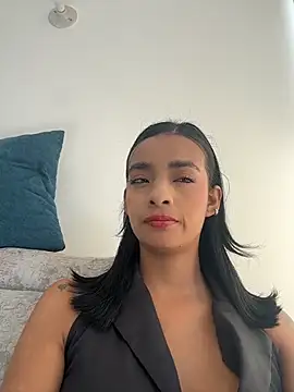 Snapshot of Laura_fernandezII chatting on May 2026 07:29:01 PM Laura fernandezII online show from May 2026 07:29:01 PM