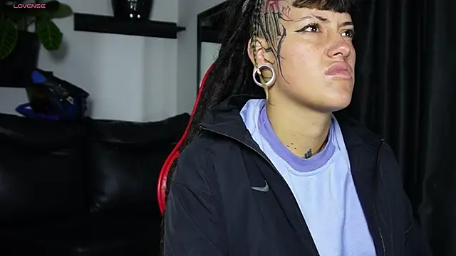  sharlotte777 online show from March 2026 02:06:02 PM