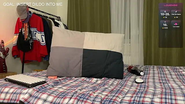 Snapshot of vlad_ggvldd chatting on October 2025 03:41:01 PM vlad ggvldd online show from October 2025 03:41:01 PM