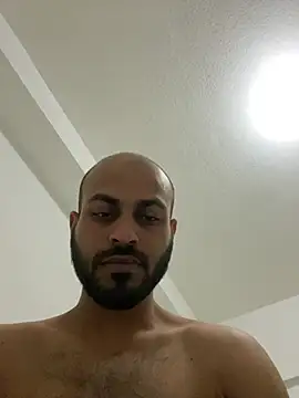 Snapshot of islandvybee55 chatting on December 2024 01:37:02 AM islandvybee55 online show from December 2024 01:37:02 AM