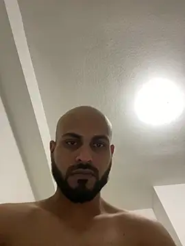 Snapshot of islandvybee55 chatting on January 2025 12:53:01 AM islandvybee55 online show from January 2025 12:53:01 AM