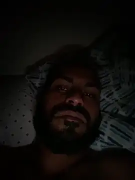 Snapshot of islandvybee55 chatting on February 2025 09:14:02 AM islandvybee55 online show from February 2025 09:14:02 AM