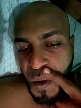 Snapshot of islandvybee55 chatting on September 2025 06:57:02 AM islandvybee55 online show from September 2025 06:57:02 AM